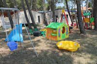 Kamp Pašman - Kinderspielplatz auf dem Campingplatz
