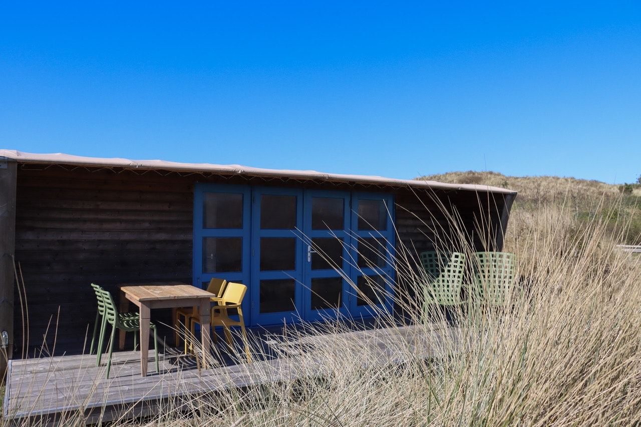 Kampeerterrein Stortemelk  - Mobilheim mit Terrasse auf dem Campingplatz
