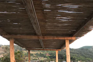 Kamping Pa Emer - künstliche Insel und Restaurant Terrasse im Meer