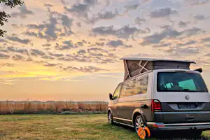 Kampinski Campground and Accommodation - Standplatz bei Sonnenaufgang