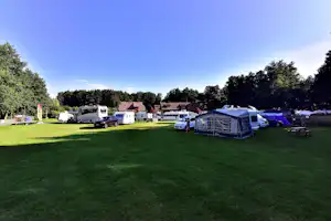 Karkle Camp - Standplätze auf der Wiese auf dem Campingplatz