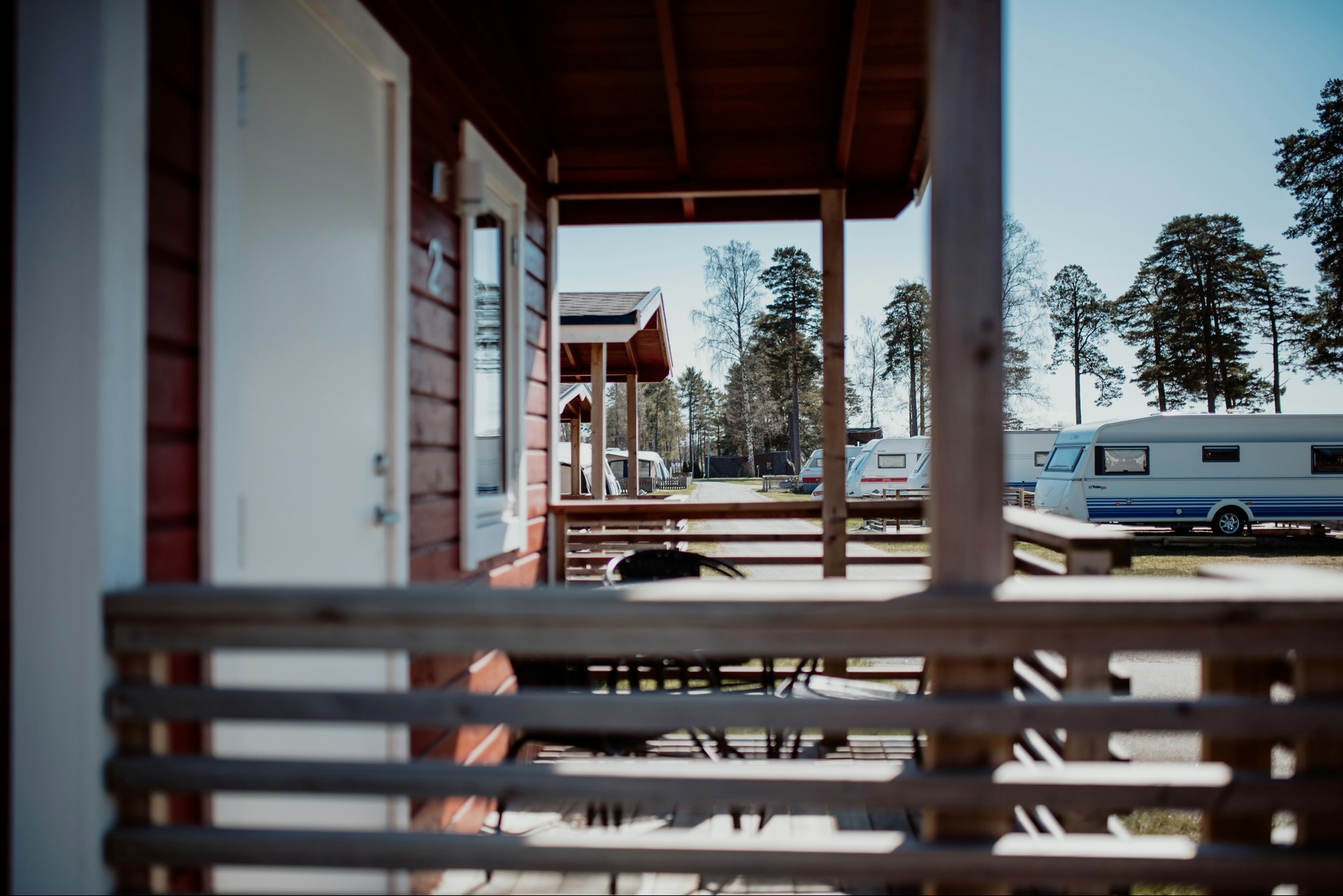 Karlsborg Camping  - Mobilheim mit Terrasse auf dem Campingplatz