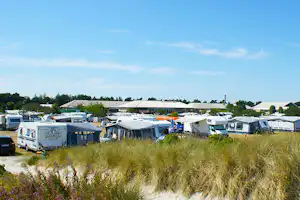 Kattegat Strand Camping - Wohnmobil- und Wohnwagenstellplätze im Grünen auf dem Campingplatz