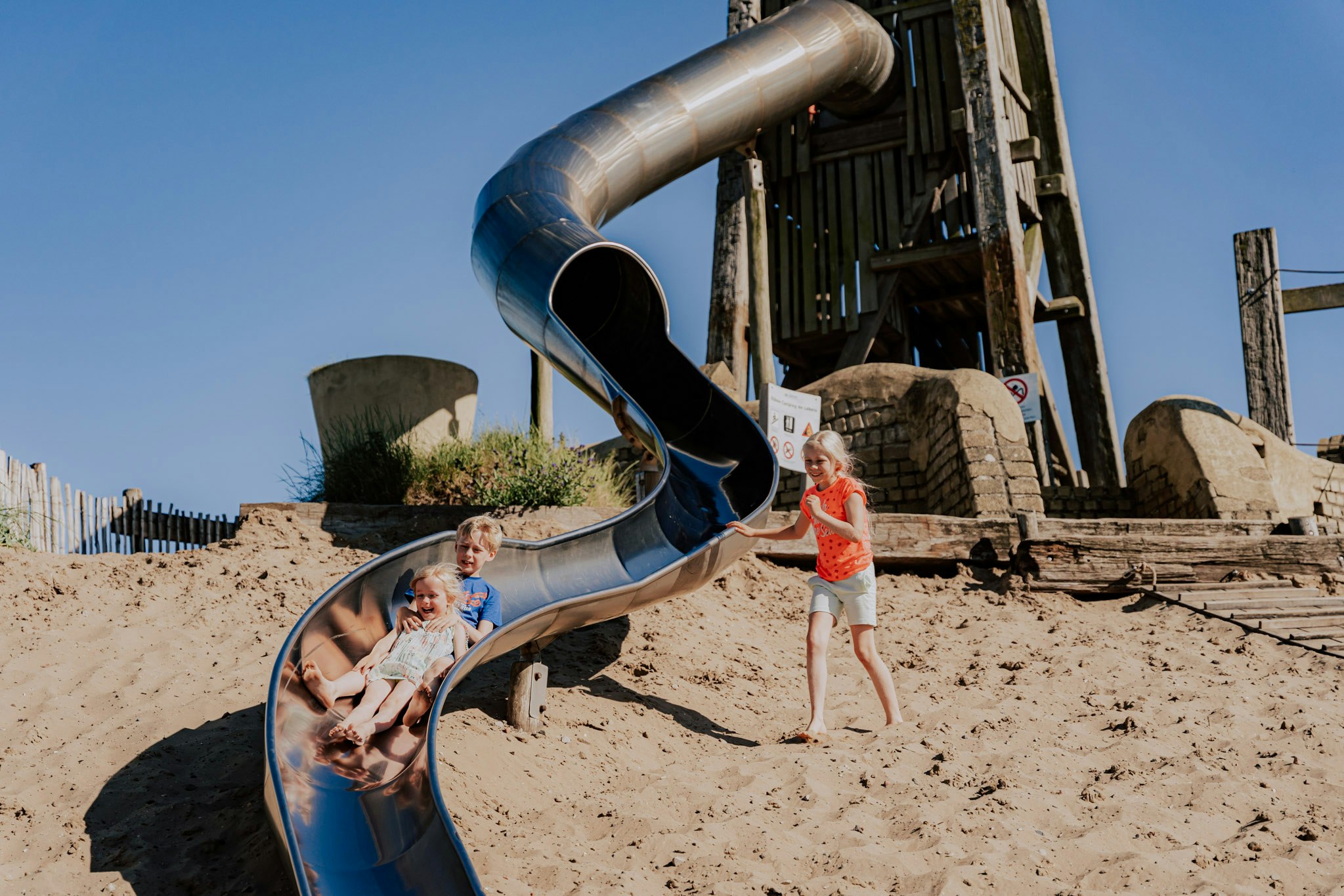 Kennemer Duincamping de Lakens - Kinderspielplatz auf dem Campingplatz