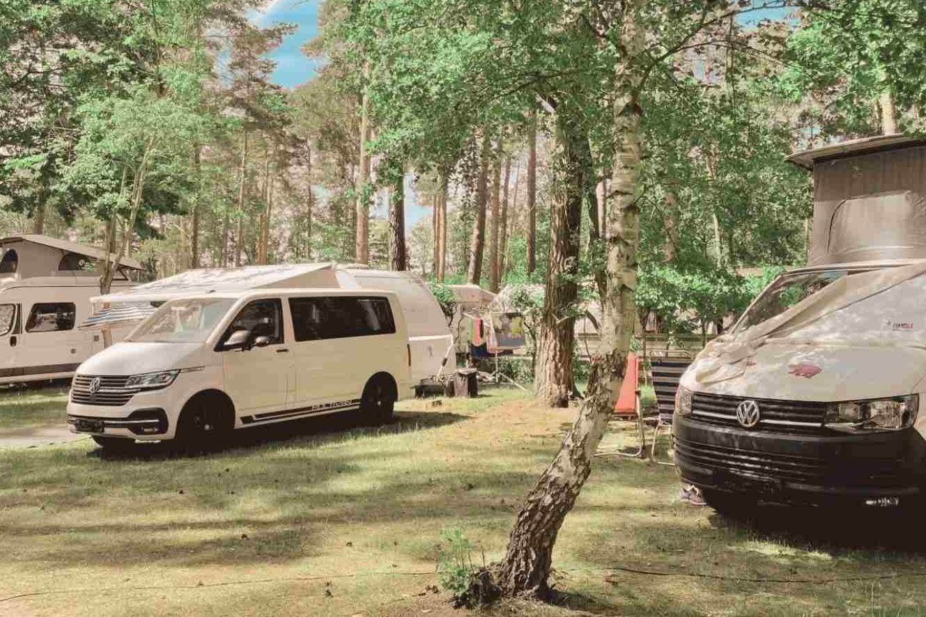 Knattercamping in Bantikow am See - Standplätze auf dem Campingplatz