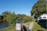 KNAUS Campingpark Meppen - Stellplätze direkt am Wasser