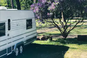 KNAUS Campingpark Nürnberg - Stellplätze im Grünen