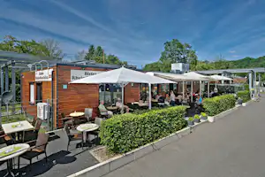 KNAUS Campingpark Rhein-Mosel/Koblenz - Bistro mit Terrasse