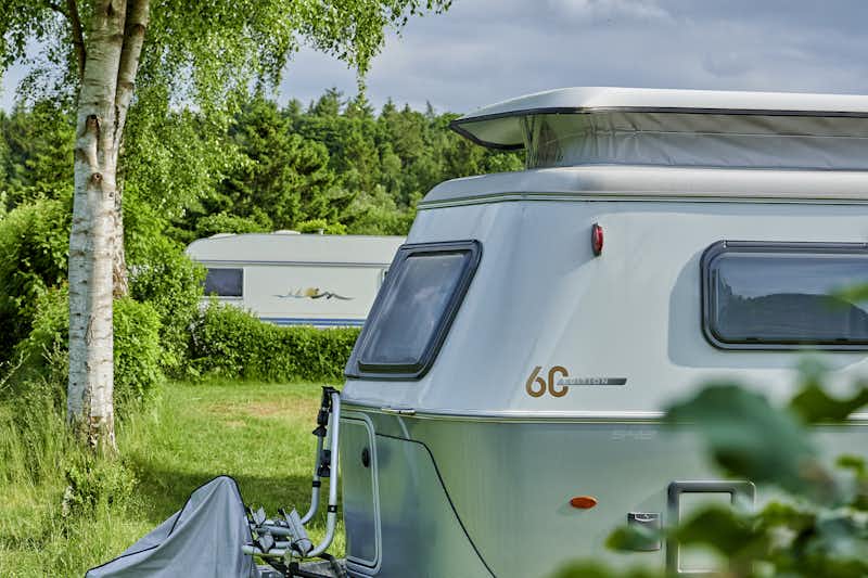 KNAUS Campingpark Wingst - Wohnmobil- und  Wohnwagenstellplätze im Grünen
