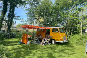 Koekoek en de waard - Standplätze im Grünen auf dem Campingplatz