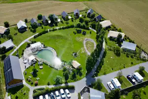 Kolpa Resort Glamping - Campingplatz aus der Vogelperspektive