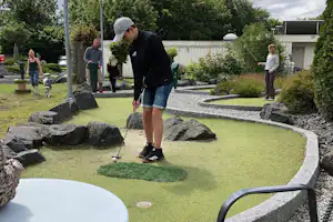 Kruså Camping og Hytter - Minigolfplatz auf dem Campingplatz