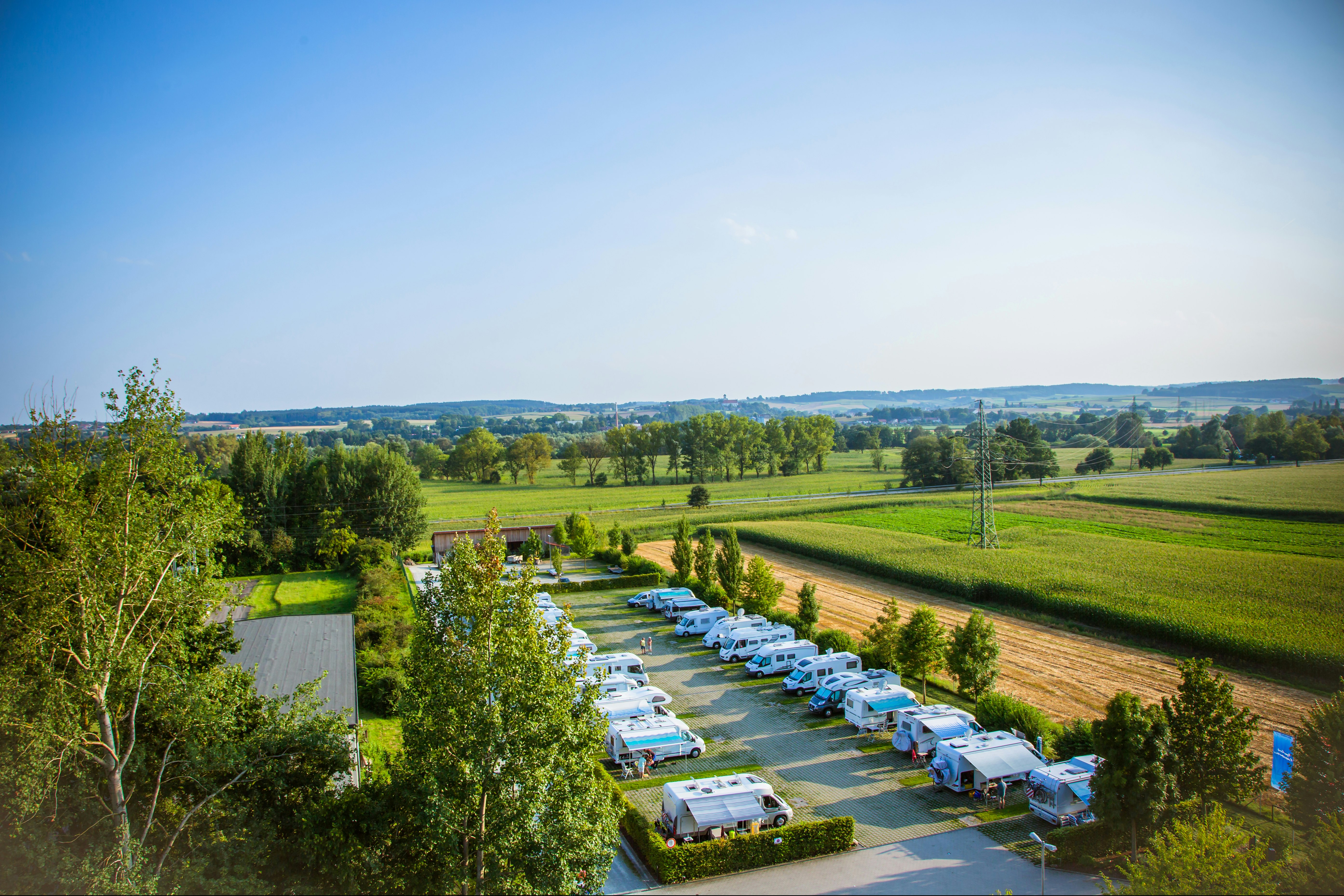 Kur- & Feriencamping Holmernhof's Dreiquellenbad  -  Wohnwagen- und Zeltstellplatz vom Campingplatz im Grünen