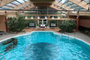 Kur-Gutshof-Camping Arterhof - Hallenbad mit Glasdach