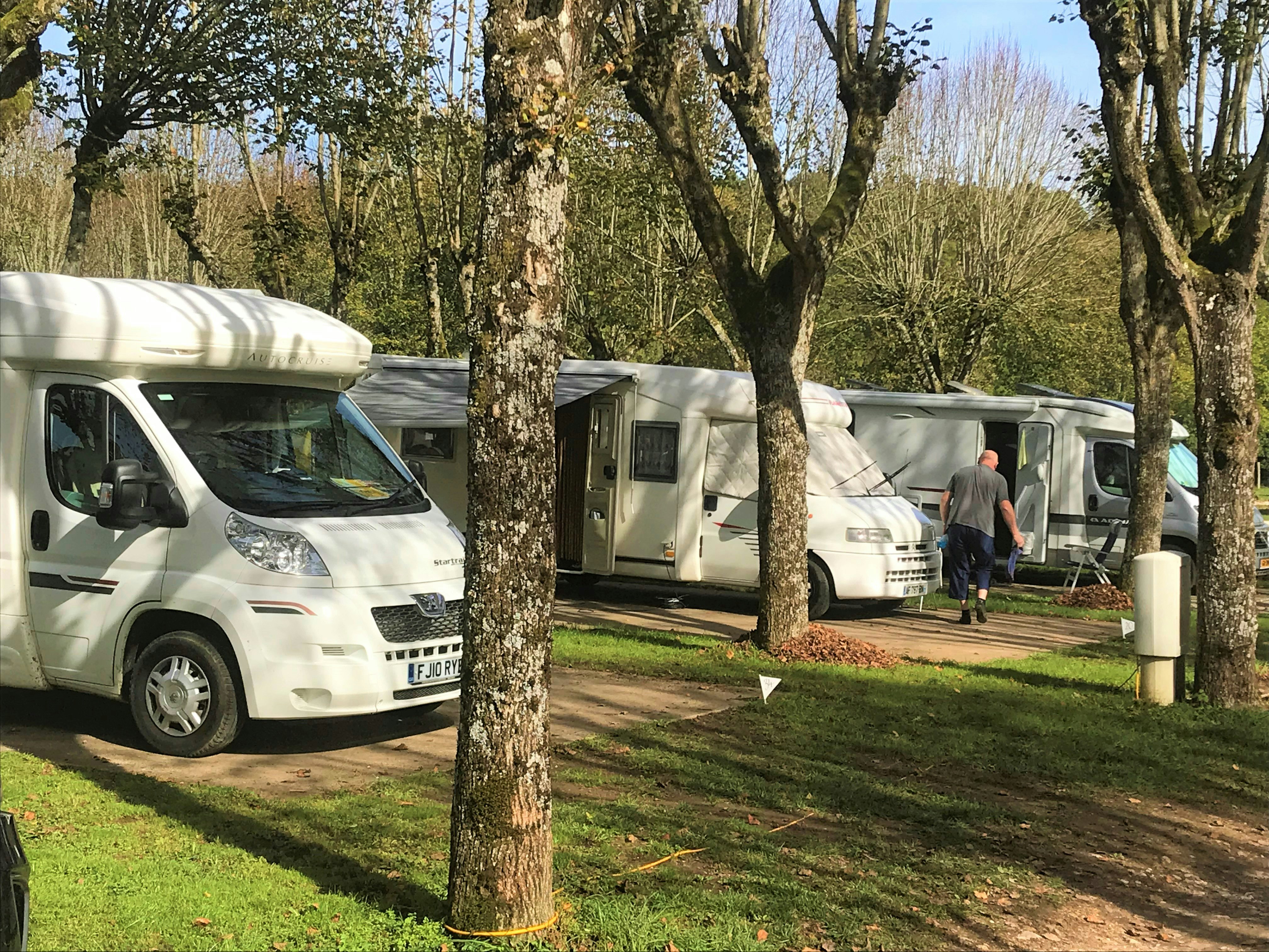 Camping Merry-sur-Yonne