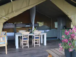 Pipowagen & Kampeerhoeve 's-Gravenhof