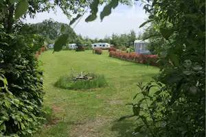 Landschapscamping De Graspol - Wohnmobil- und Wohnwagenstellplätze im Grünen