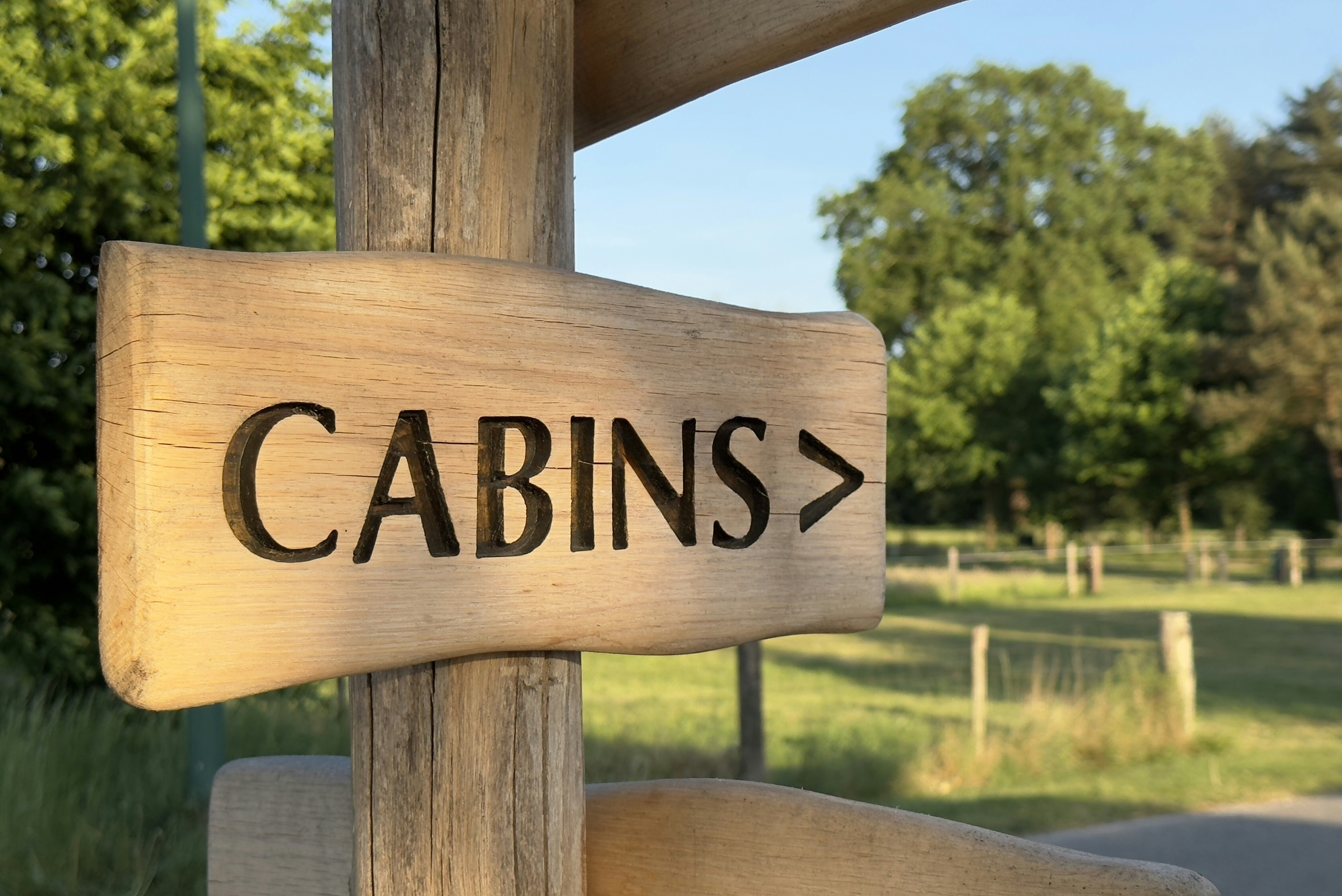 Camping Thuysgrond - Wegweiser zu den Mietunterkünften