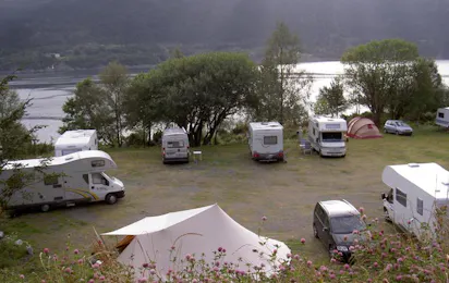 Langenuen Motel & Camping