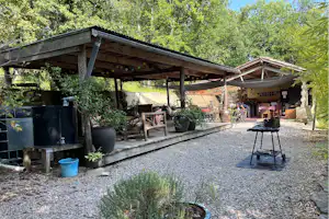 Le Camp - Outdoor Aufenthaltsbereich Überdacht