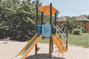 Le Domaine de Claire Rive - Kinderspielplatz auf dem Campingplatz