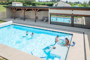 Le Moulin de la Brevette - Freibad auf dem Campingplatz