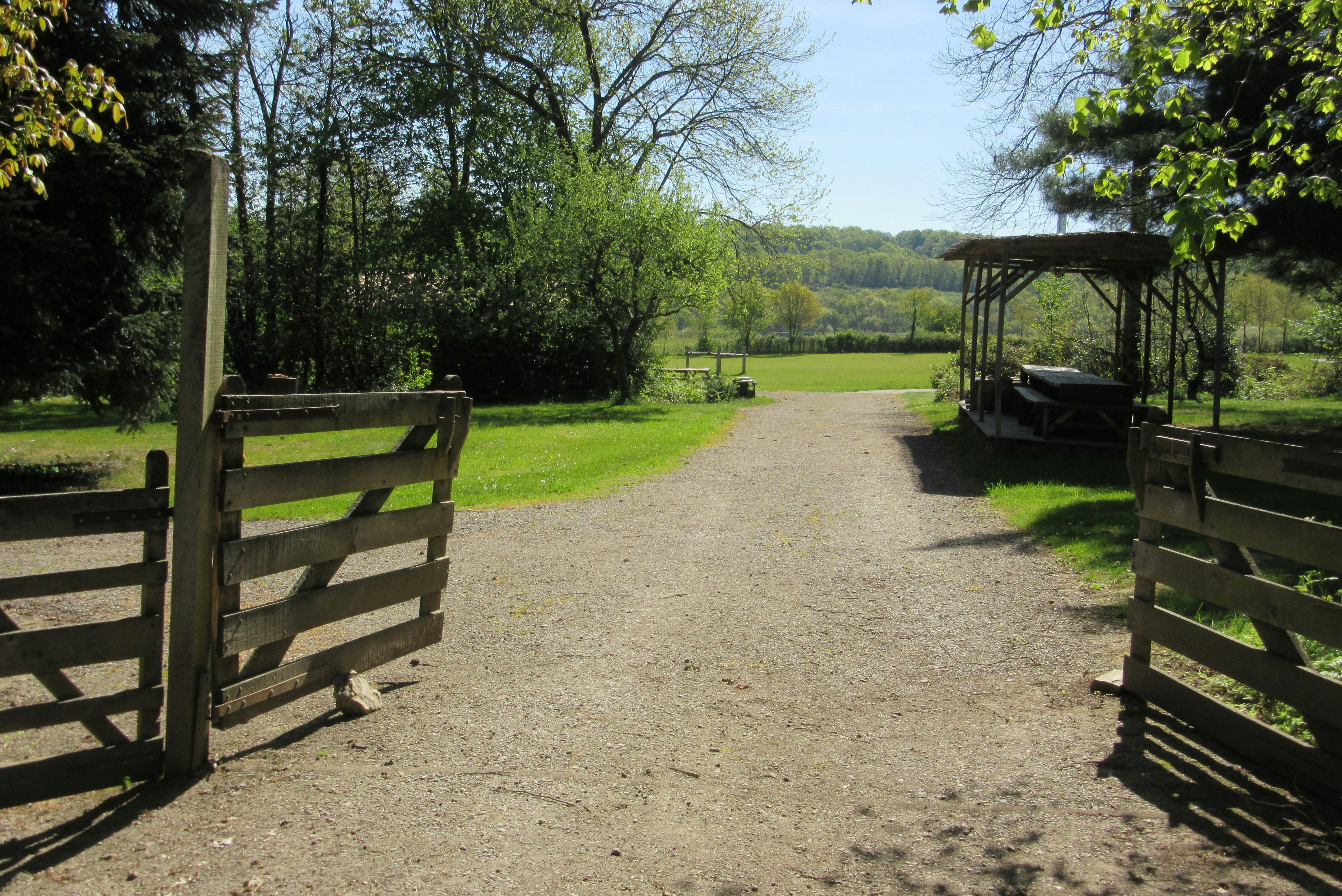 Le Petit Mas d’ile - Eingang des Campingplatzes