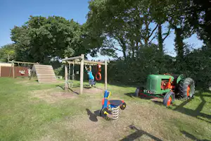 Leadstone Camping - Spielplatz vom Campingplatz im Grünen