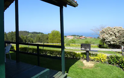 Camping & Bungalows Leagi