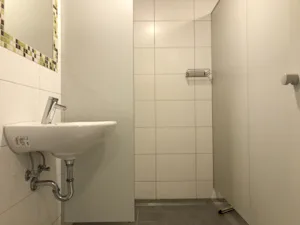 Lechtal Camping Vorderhornbach - Sanitaerbereich - 1.jpg