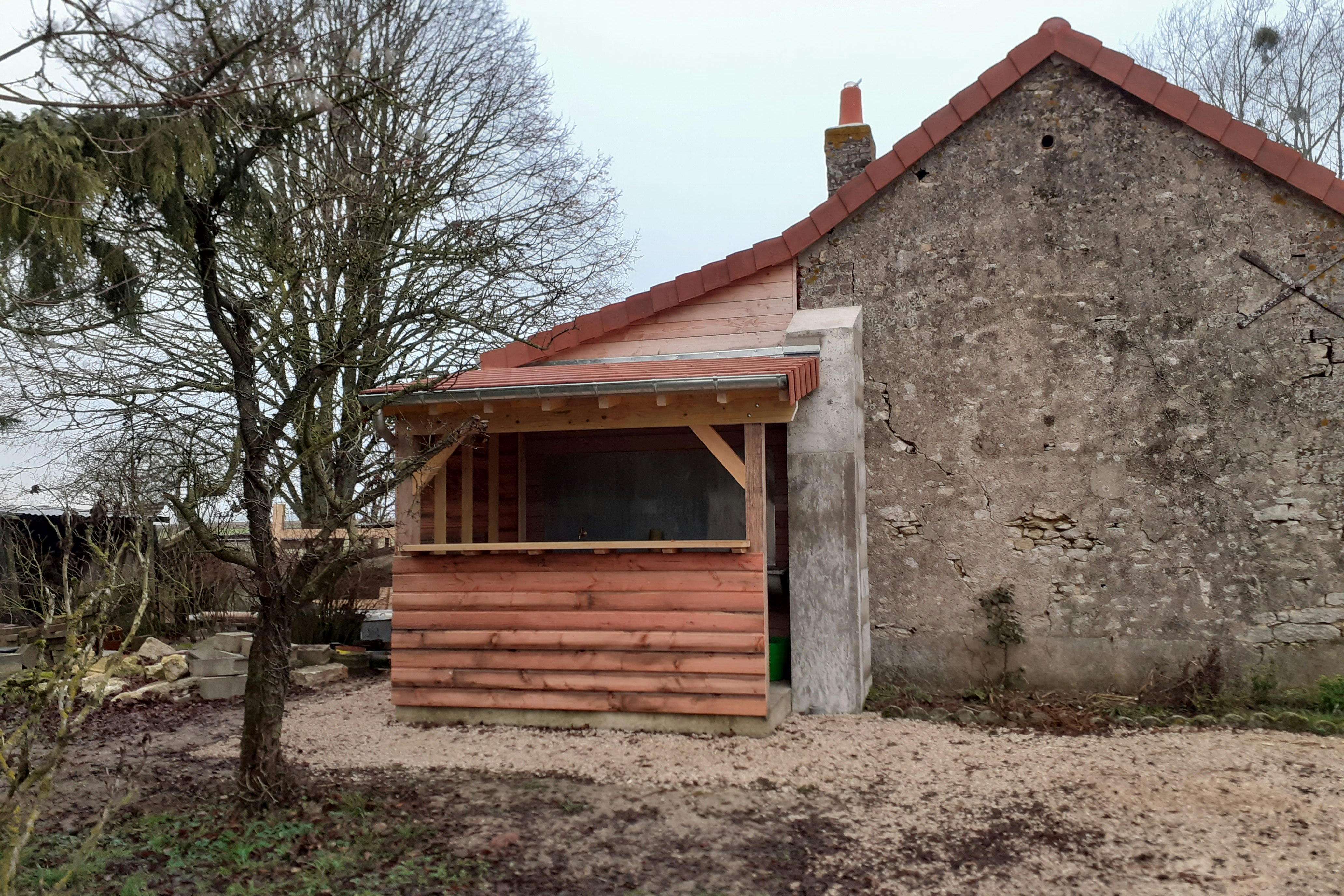Les Ecogites De La Sabliere  - Mobilheim mit Terrasse auf dem Campingplatz