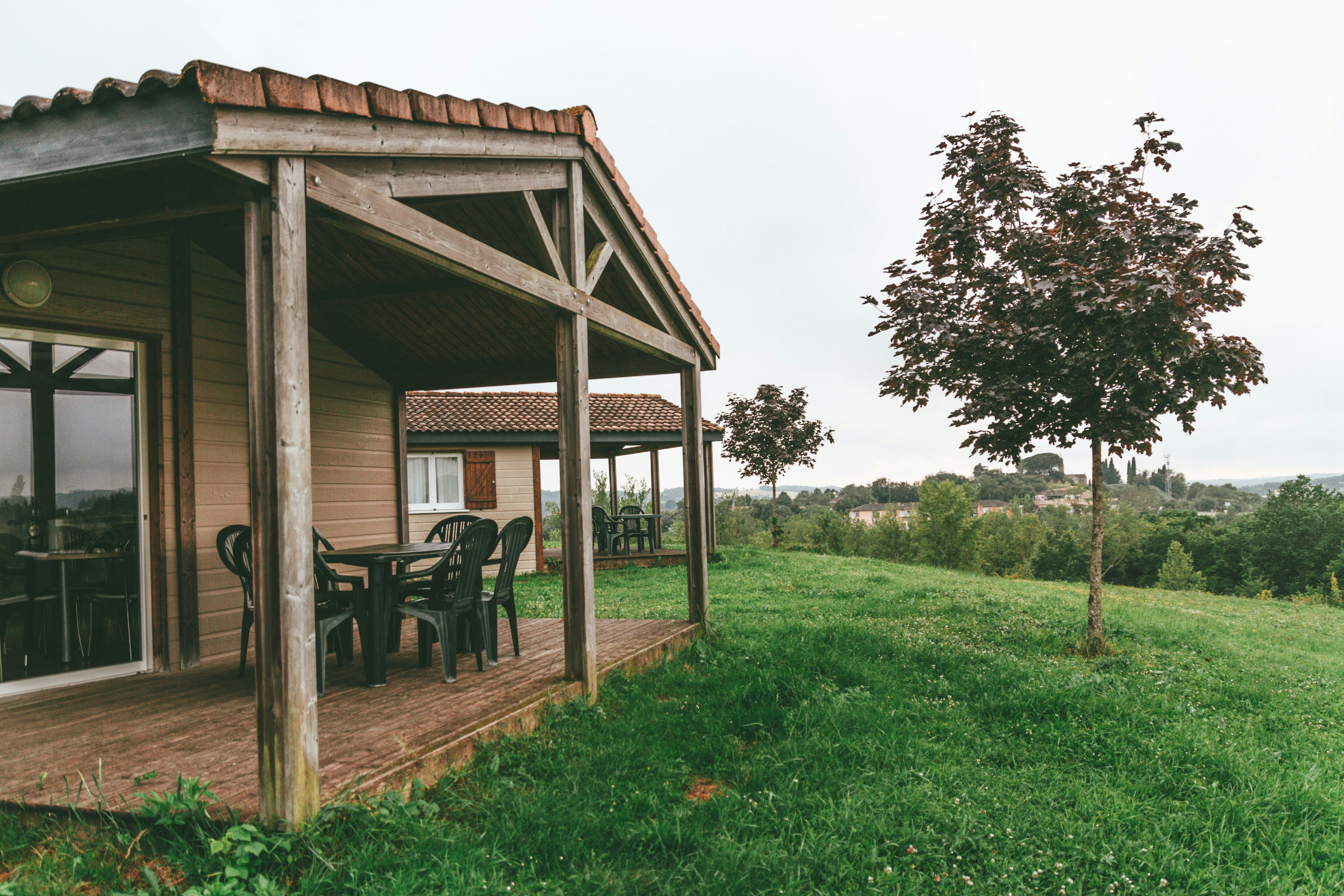 Les Hameaux des Lacs - Terres de France - Mobilheim im Grünen auf dem Campingplatz