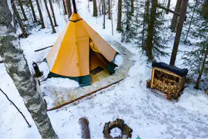 Lev naturanda - Glamping-Zelt auf dem Campingplatz