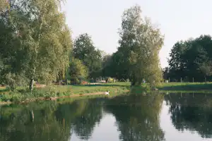 Le LieuDieu Lieu Dieu - Blick auf den See am Campingplatz