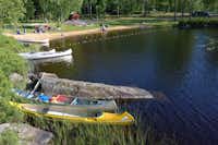 Långasjönäs Camping & Holiday Village - Kajak im See 