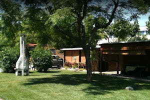 L’oasi di Lulù - Standplätze im Grünen auf dem Campingplatz