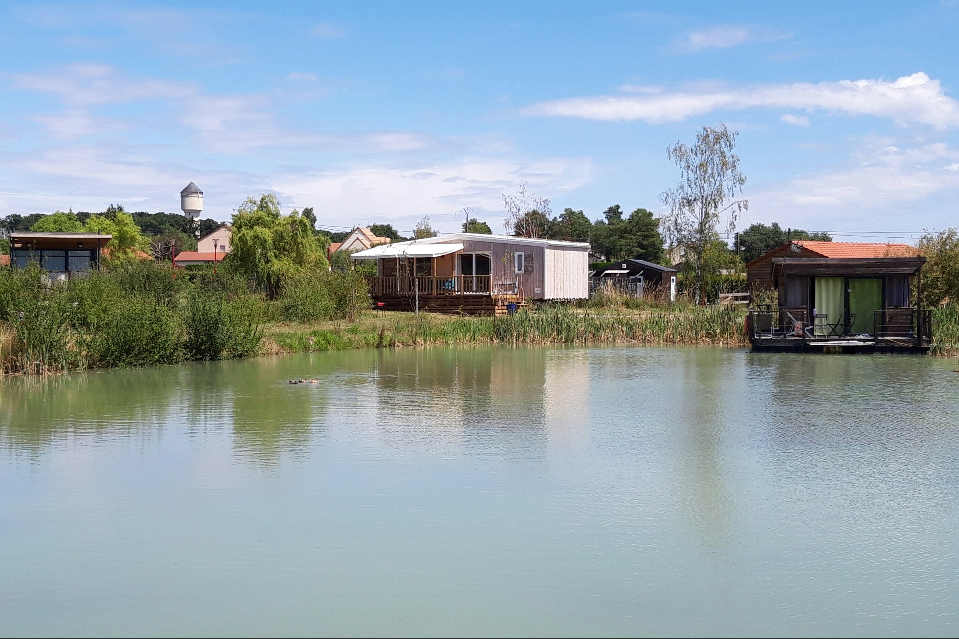 Lodges de Blois-Chambord - Mobilheime am Ufer des Sees
