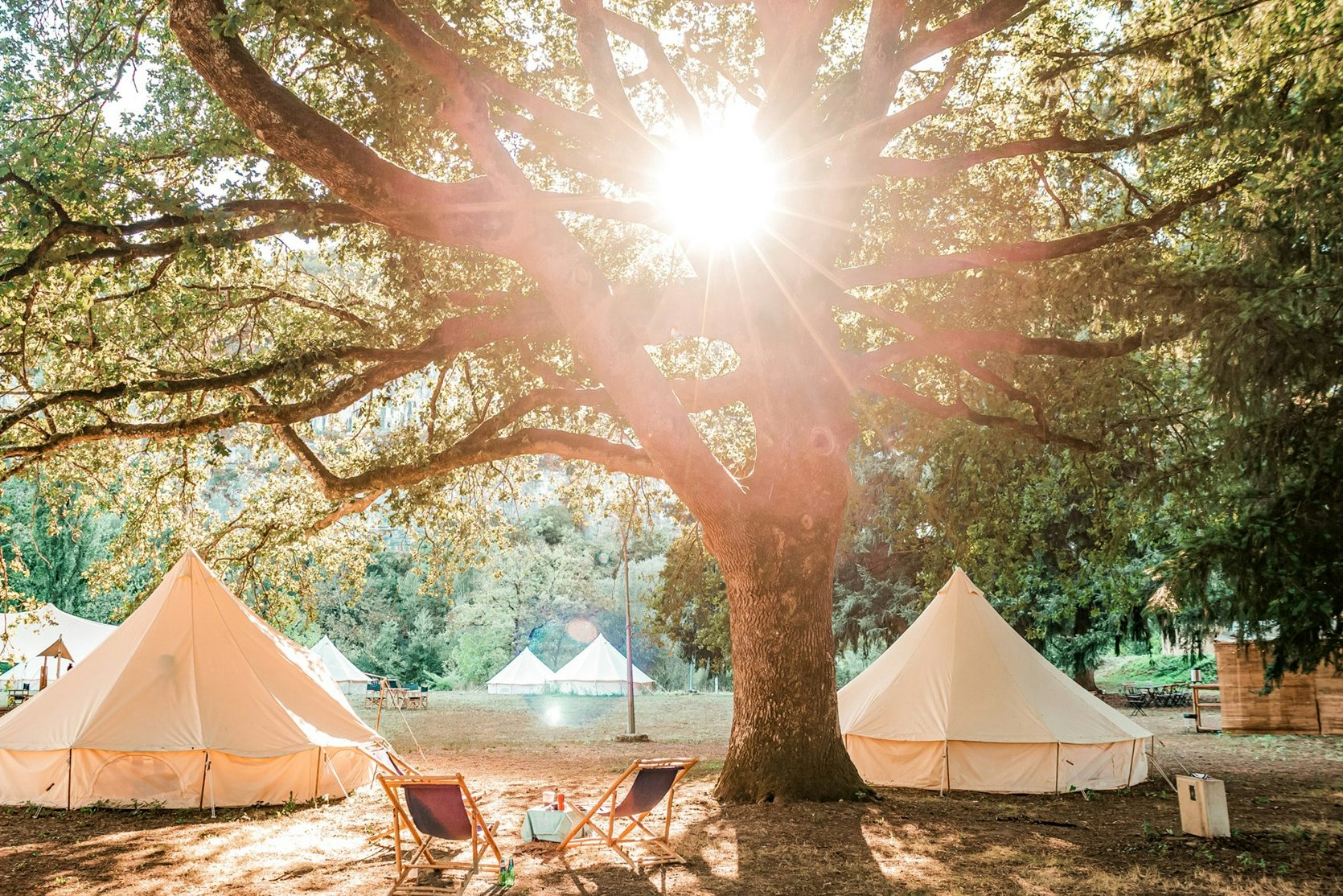 Lodg’ing Nature Camp Ardennes - Glamping-Zelte auf dem Campingplatz