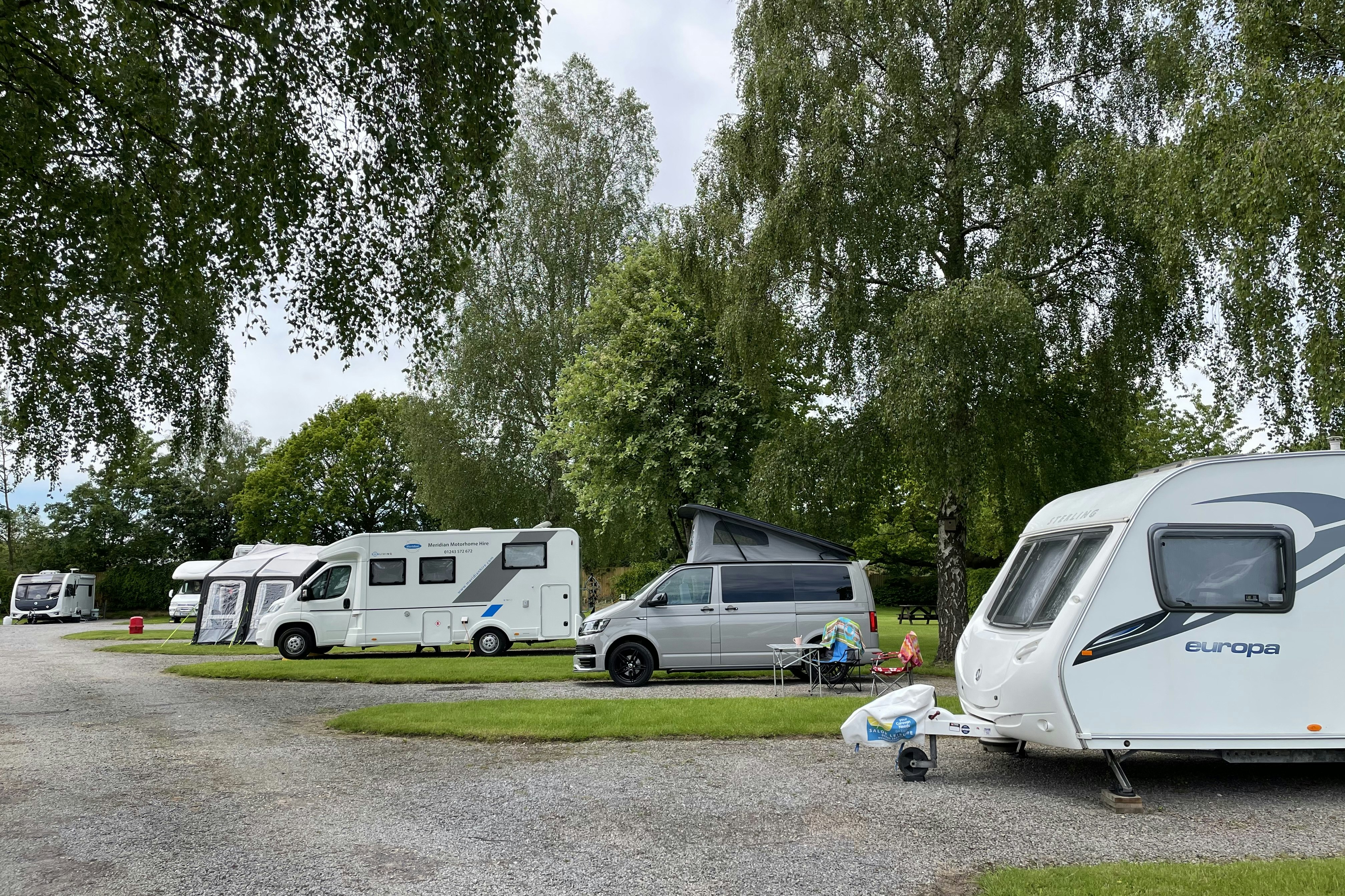 Long Hazel Park - Wohnmobil- und Wohnwagenstandplätze auf dem Campingplatz