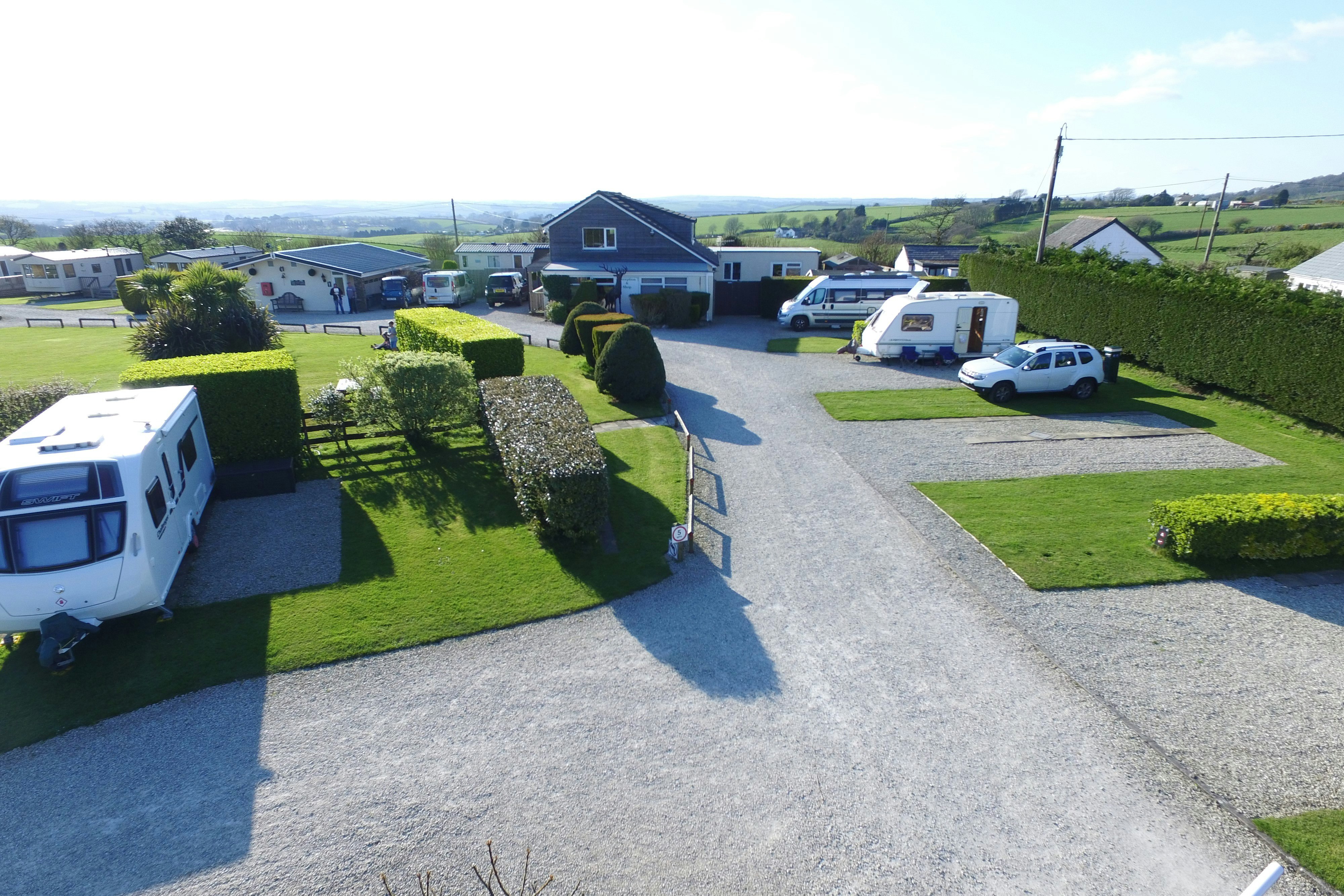 Looe Country Park Caravan & Campsite  -  Stellplatz vom Campingplatz im Grünen