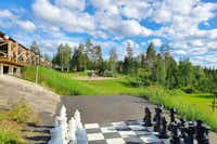Lufta Camping - Freizeitanlage mit Schach und Kinderspielplatz