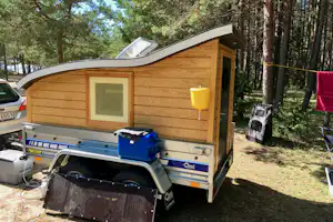 Mändjala Camping - Stellplatz vom Campingplatz im Waldstück