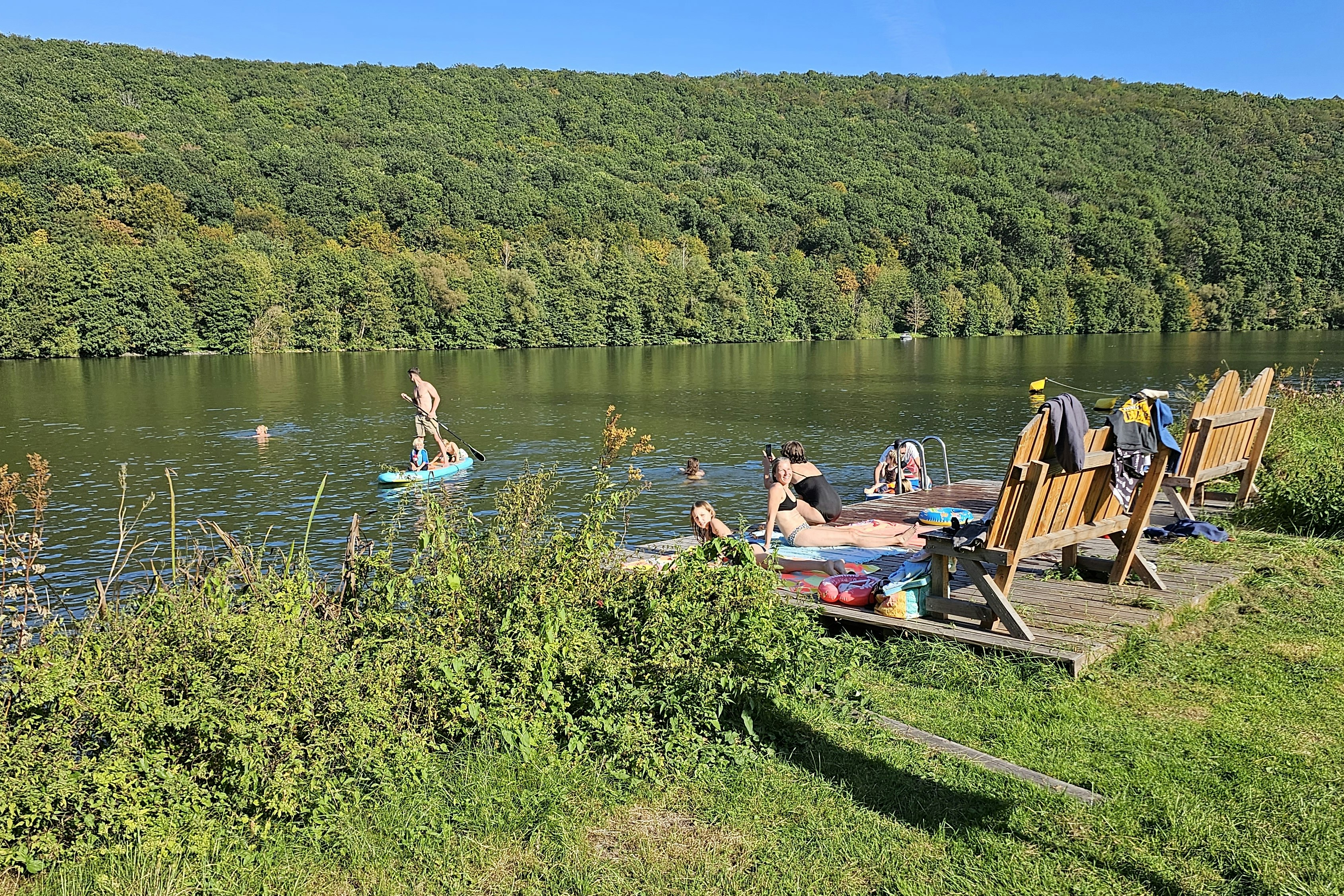 Main Glueck Camping  - Blick auf den Badesteg