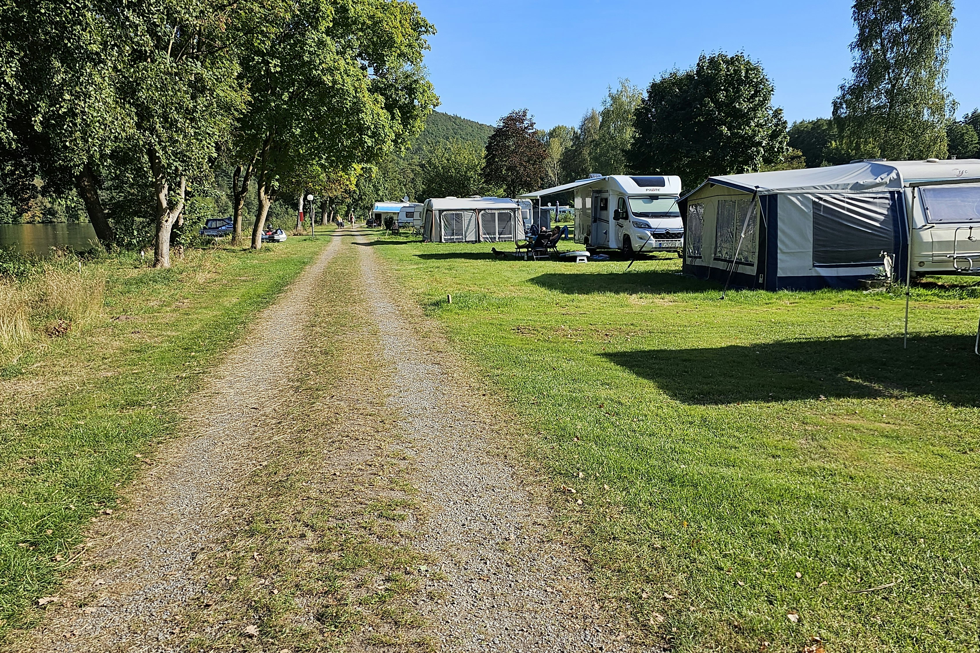 Main Glueck Camping - Standplätze auf dem Campingplatz