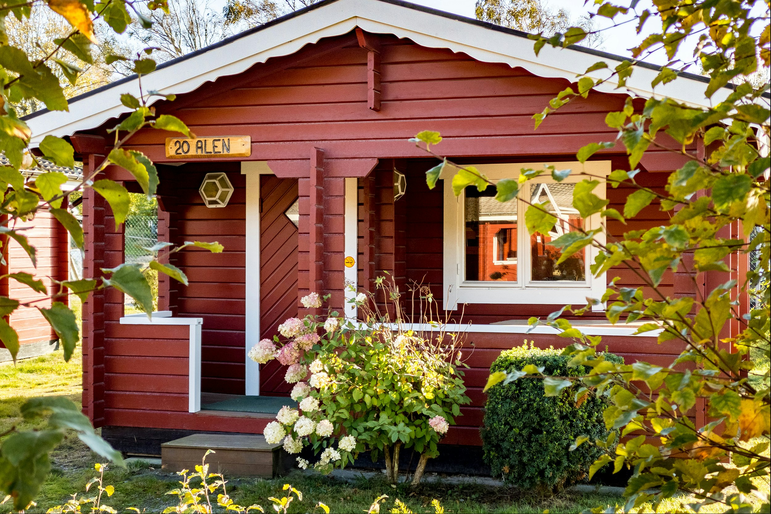 Mellbystrands Camping  Marias Camping  - Mobilheim mit Veranda auf dem Campingplatz