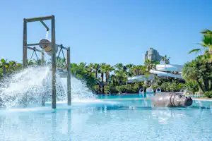 Alannia-Costa-Blanca-Freibad-mit-Spielgeraeten-und-Wasserrutschen-v42