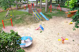 Meyerhöms Bauernstube - Kinderspielplatz auf dem Campingplatz
