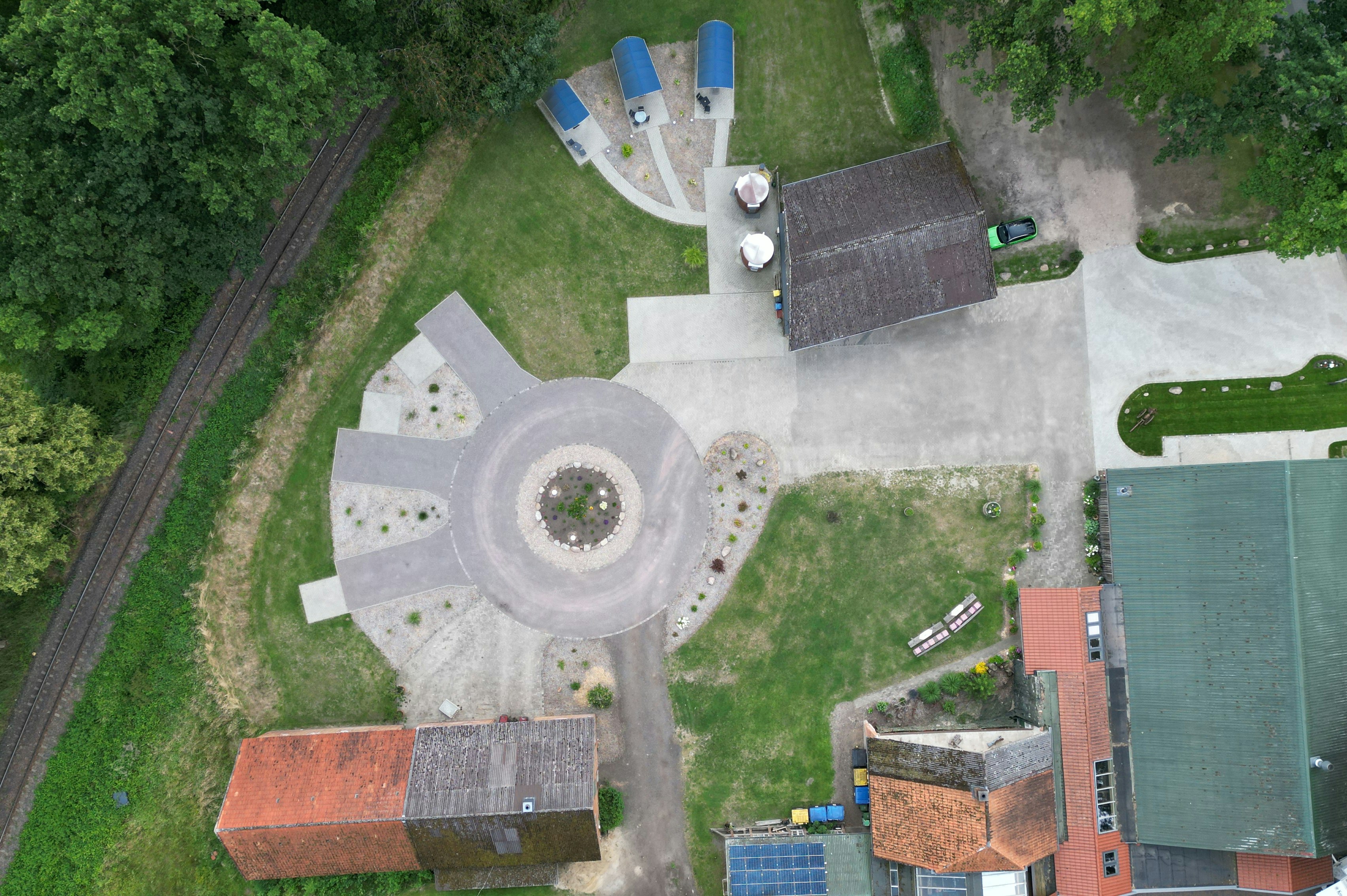 Meyerhöms Bauernstube  - Luftaufnahme des Campingplatzes