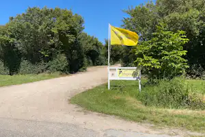 Mini Camping Klaproosje - Einfahrt des Campingplatzes