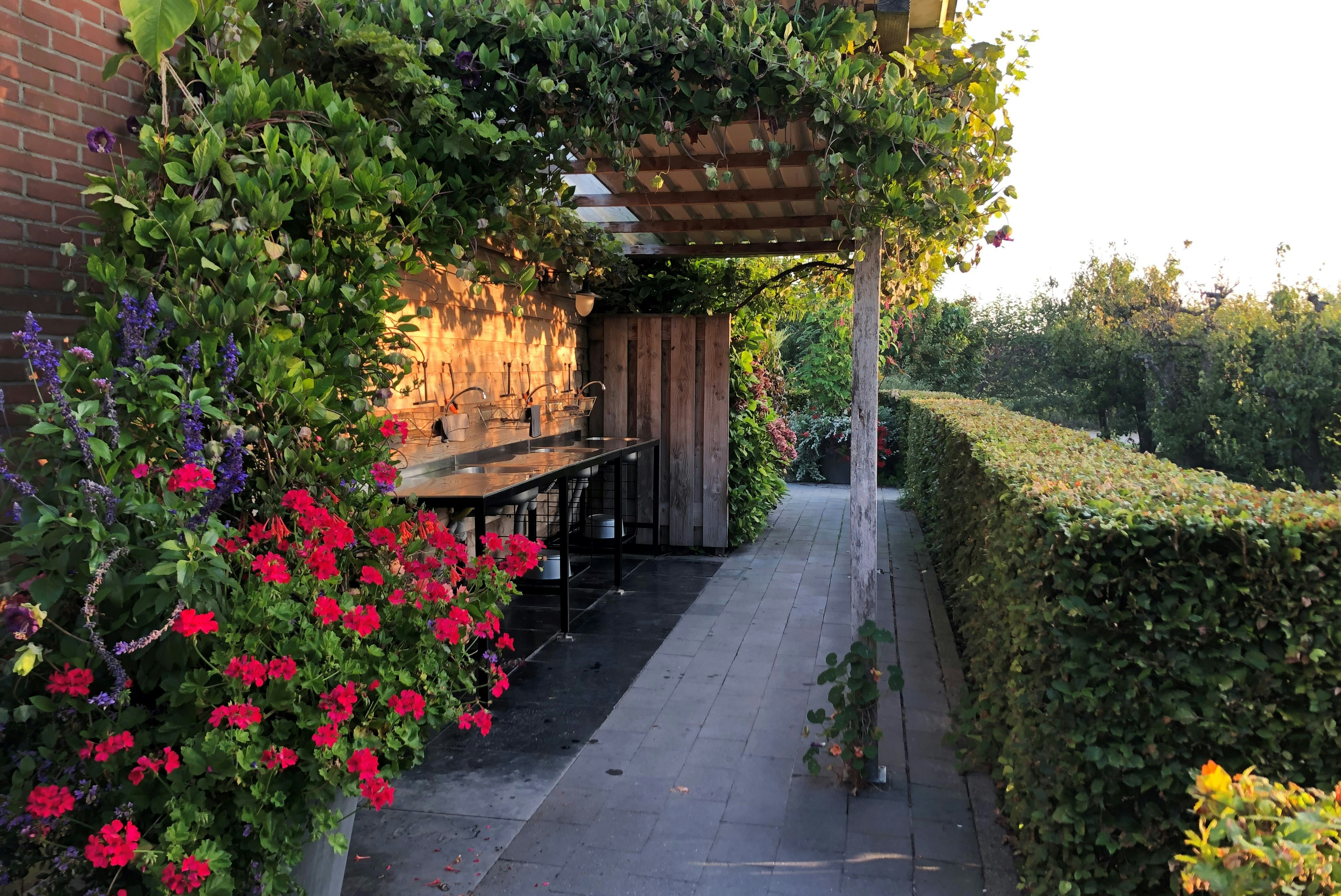 Minicamping De Kampeertuin - Geschirrspülbecken auf dem Campingplatz